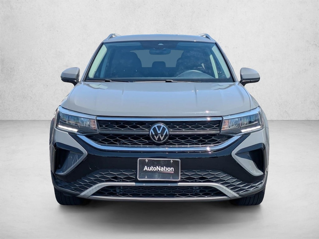 Used 2024 Volkswagen Taos SE SUV