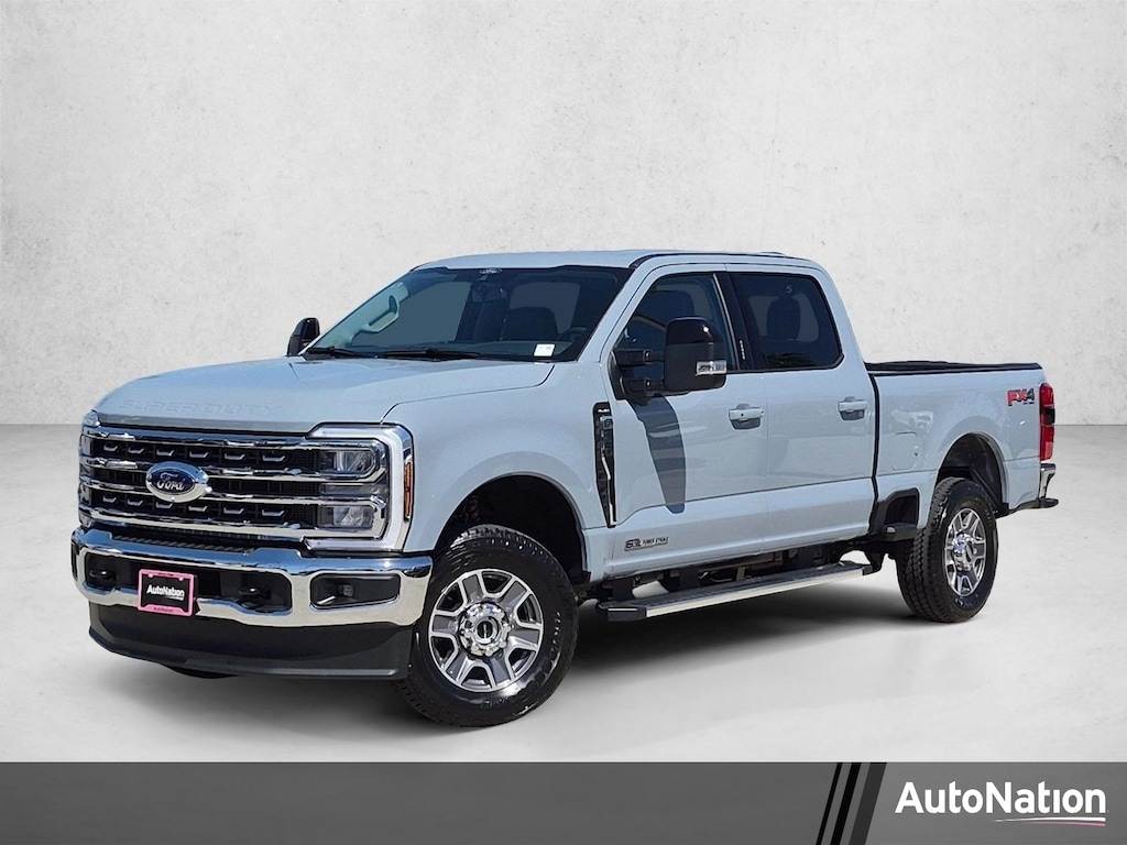New 2026 Ford F-250 LARIAT Truck Crew Cab