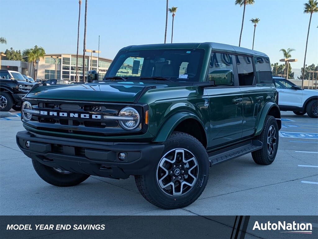 New 2025 Ford Bronco Outer Banks SUV