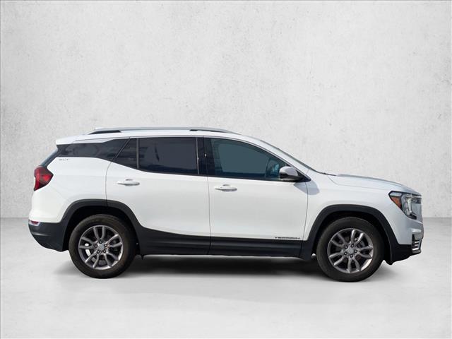 2023 Gmc Terrain SLT photo 3