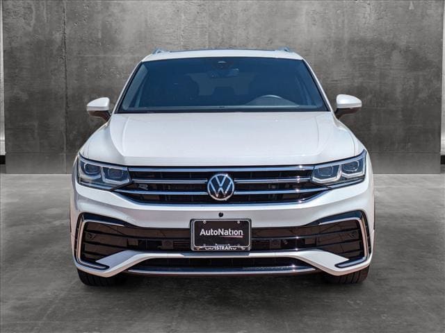 Used 2022 Volkswagen Tiguan SEL R-LINE with VIN 3VV4B7AX0NM004992 for sale in Tustin, CA