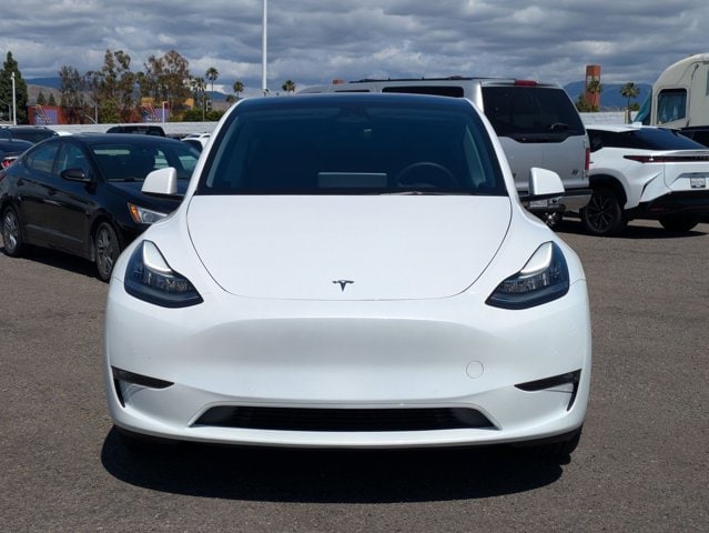 Used 2022 Tesla Model Y Long Range with VIN 7SAYGDEEXNF509163 for sale in Tustin, CA