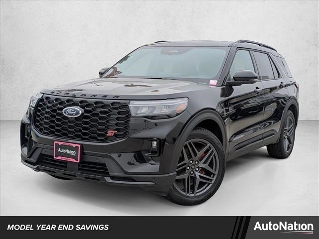 2025 Ford Explorer ST's photo