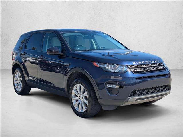 2016 Land Rover Discovery Sport SE photo 3