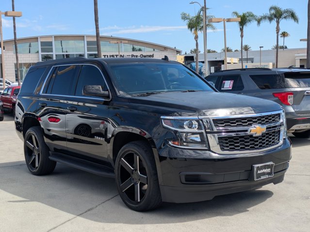 2018 Chevrolet Tahoe LT photo 3