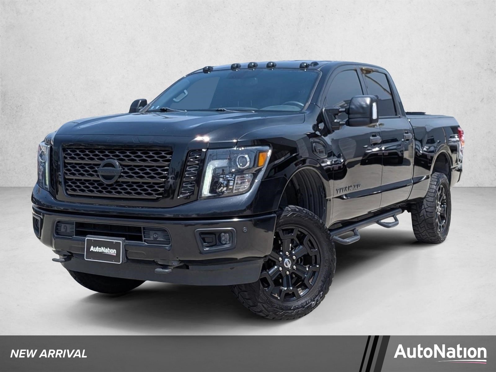 2018 Nissan Titan XD SV Diesel Crew Cab 4x4 SWB's photo