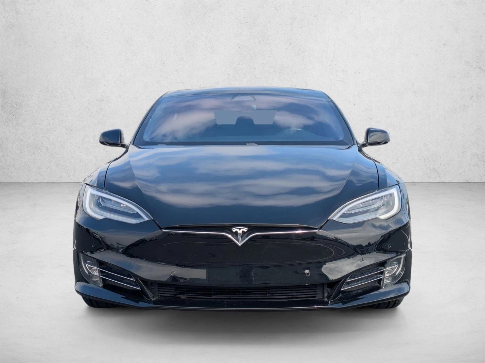 Used 2018 Tesla Model S 75D with VIN 5YJSA1E22JF270422 for sale in Tustin, CA