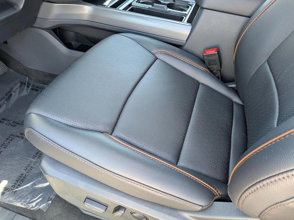 New 2026 Ford F-250 LARIAT Truck Crew Cab