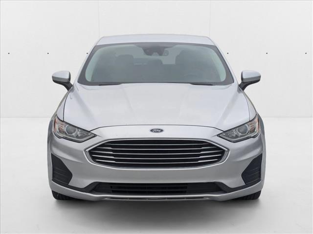 2019 Ford Fusion S photo 2