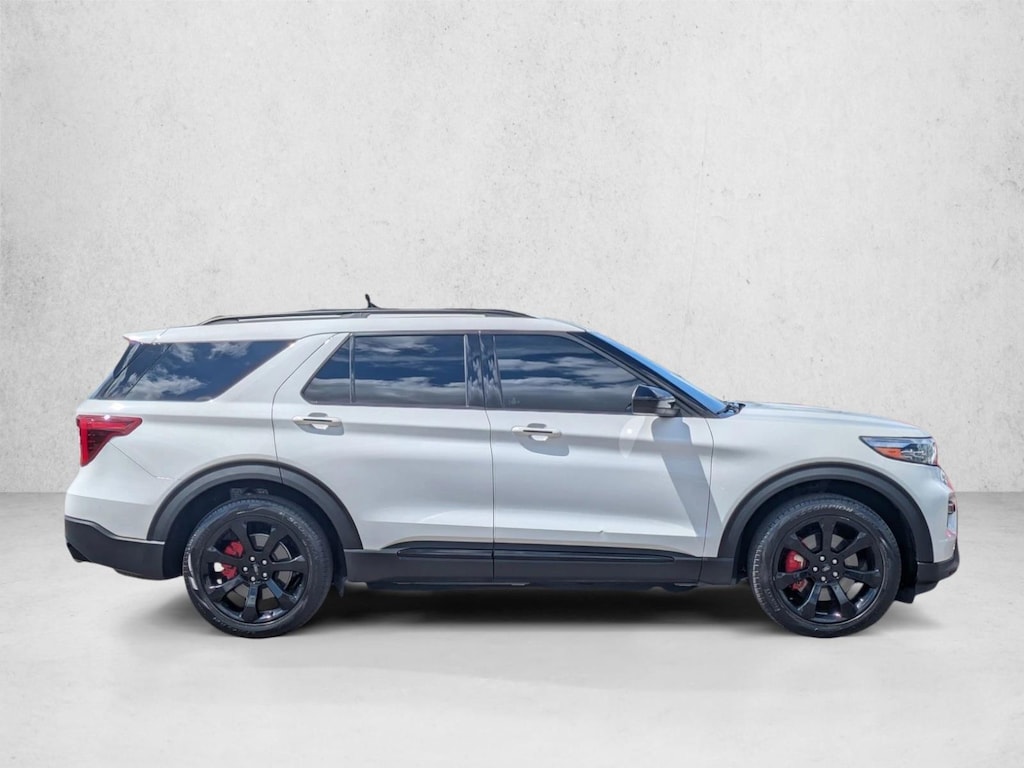 Used 2022 Ford Explorer ST SUV