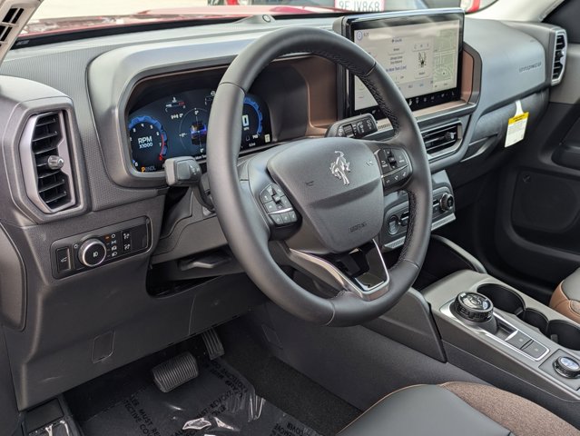 2025 Ford Bronco Sport Outer Banks photo 3