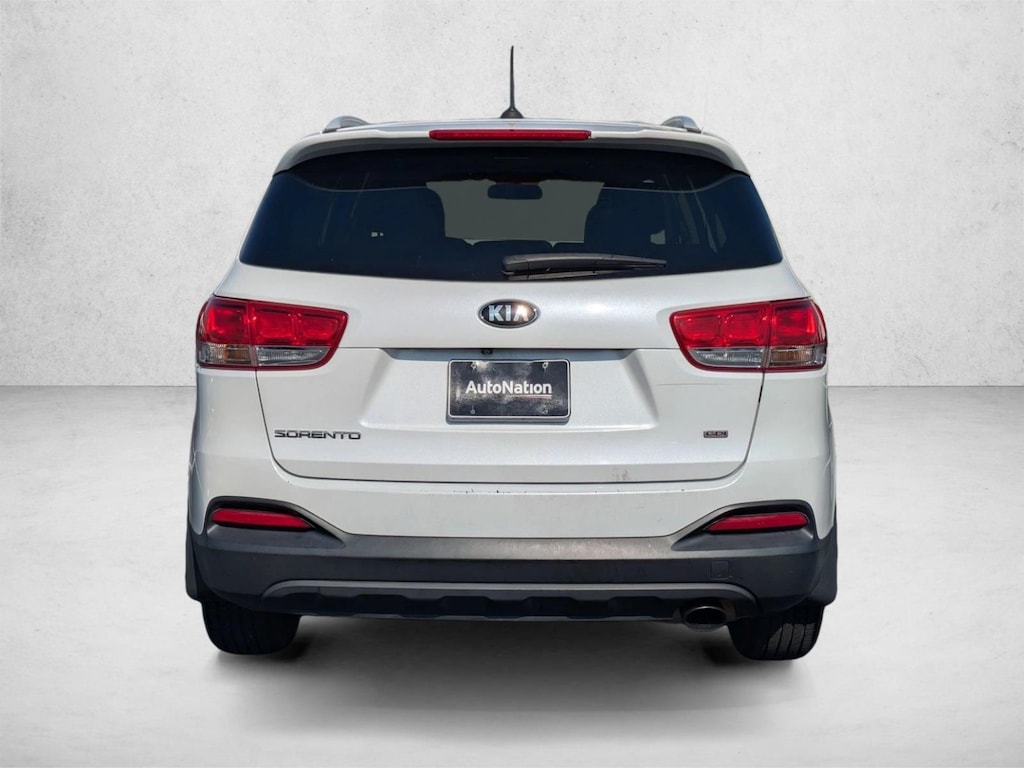 Used 2017 Kia Sorento LX SUV