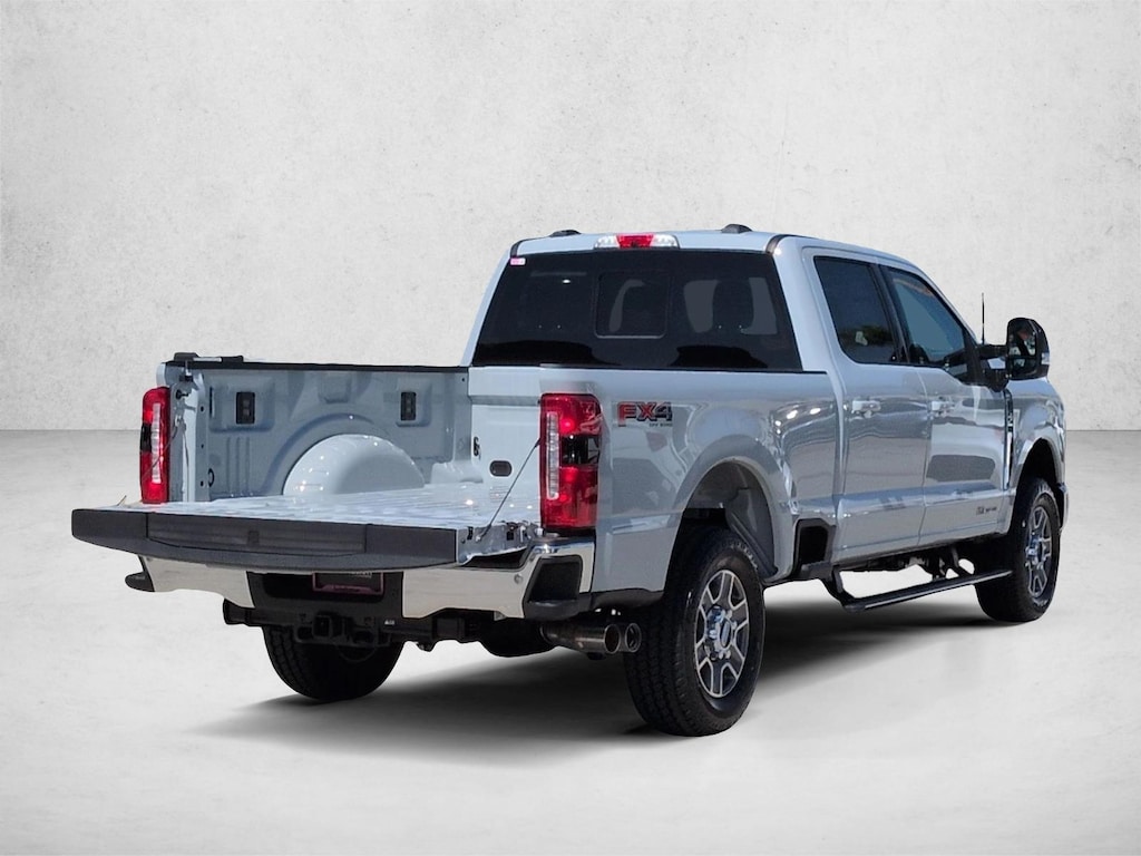 New 2026 Ford F-250 LARIAT Truck Crew Cab