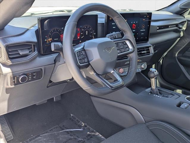 2025 Ford Mustang EcoBoost Fastback - Photo 3