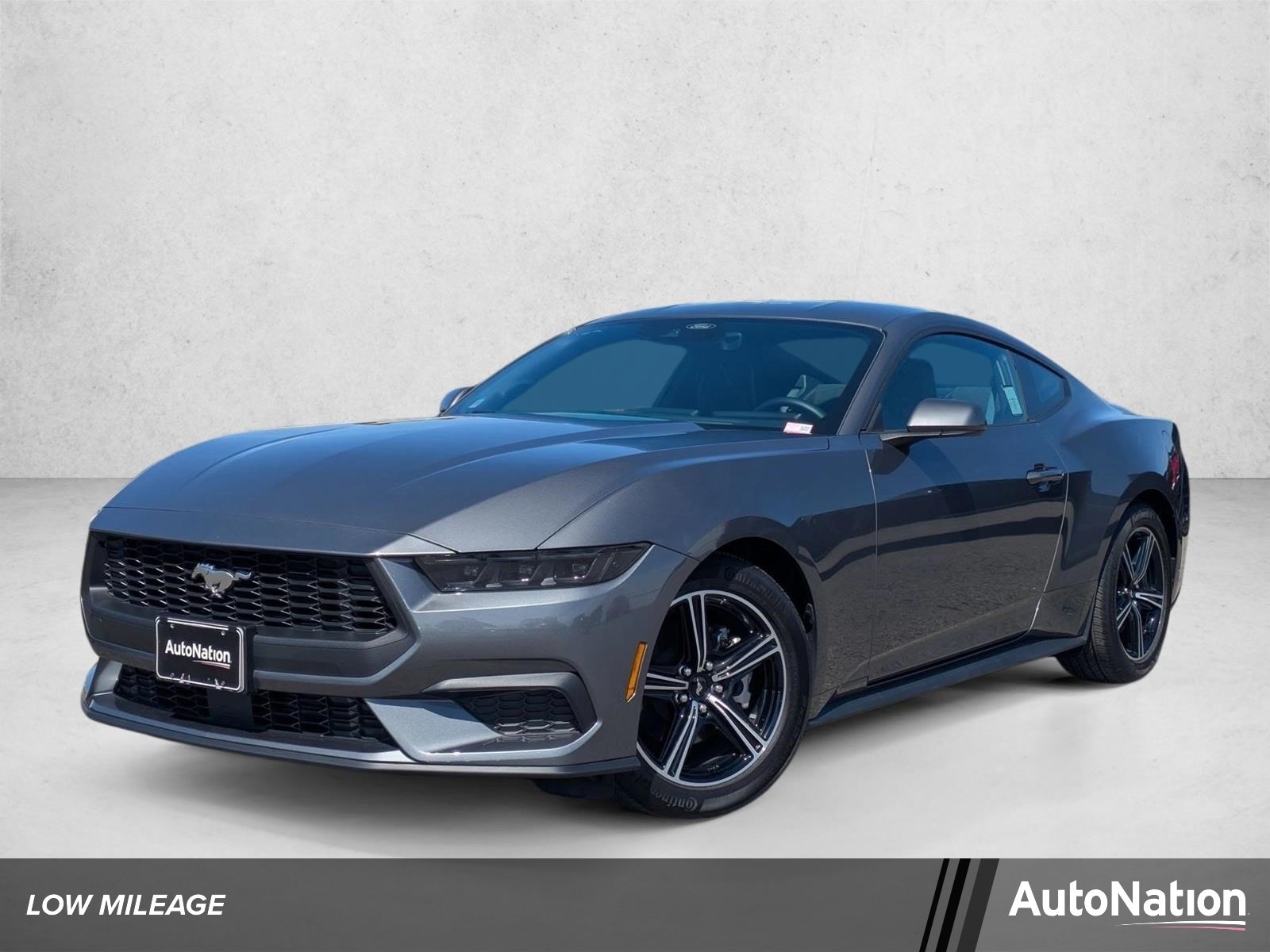 2025 Ford Mustang EcoBoost Fastback's photo