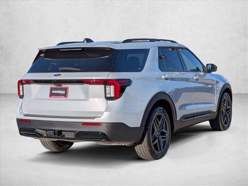 New 2026 Ford Explorer ST-Line SUV