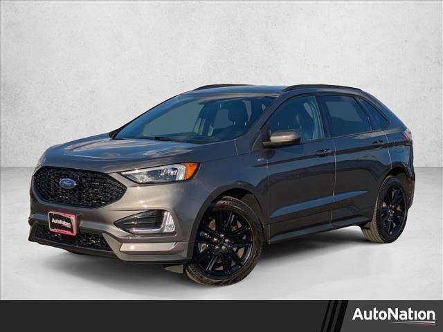 2023 Ford Edge ST-Line's photo