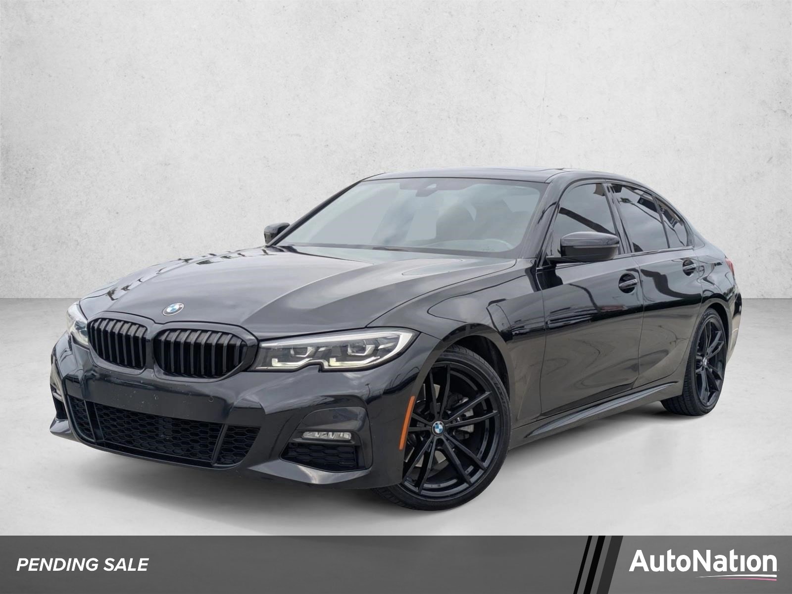 2020 BMW 3 Series 330i Sedan's photo