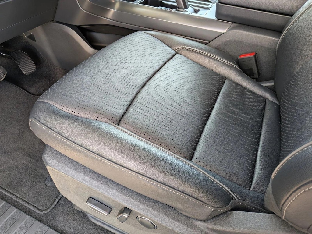 New 2026 Ford F-150 LARIAT Truck SuperCrew Cab