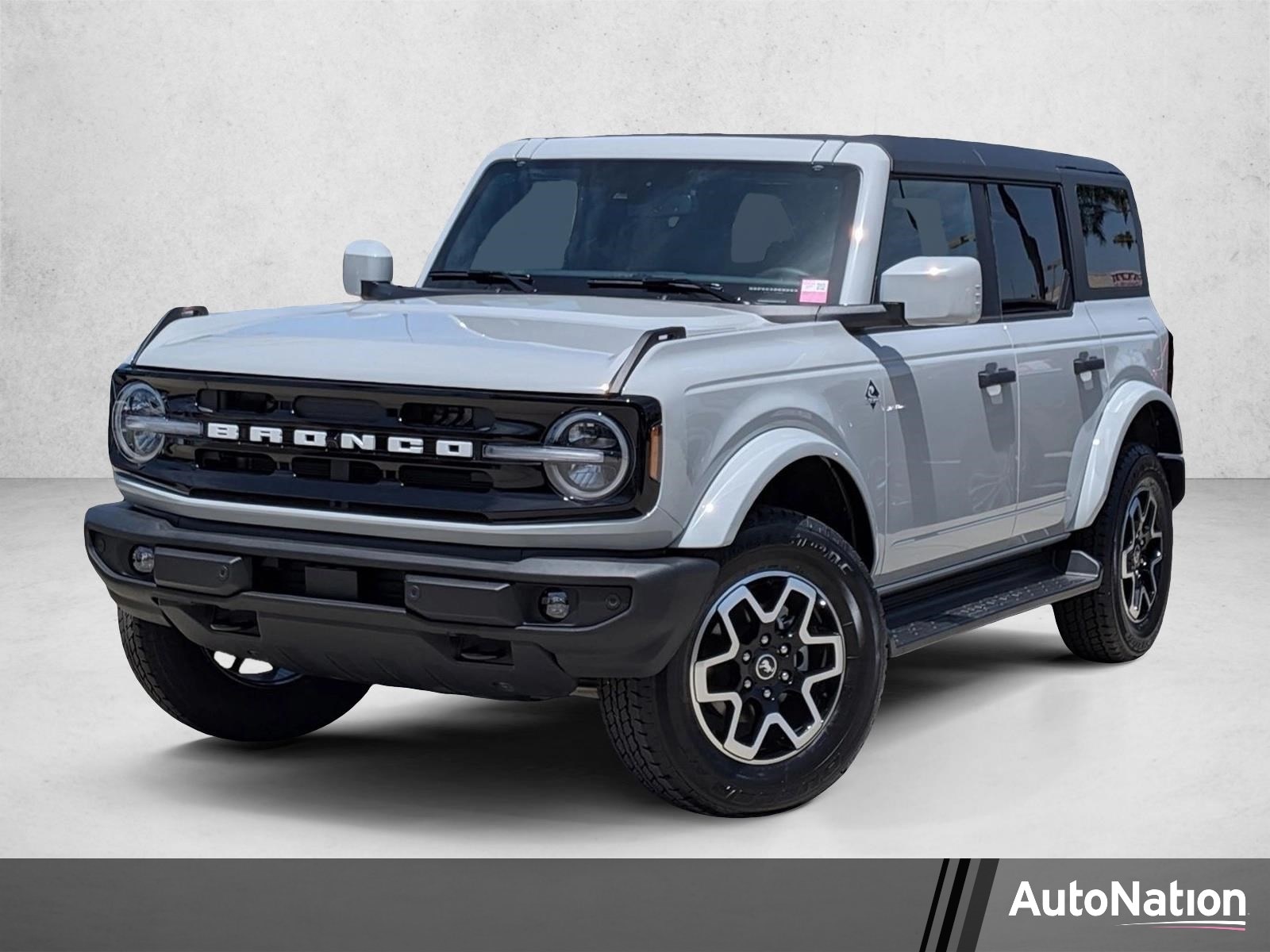 2026 Ford Bronco Outer Banks 4x4's photo