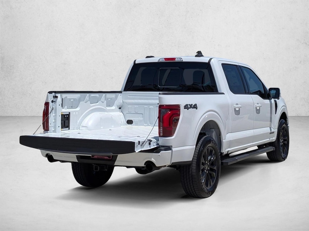 New 2026 Ford F-150 LARIAT Truck SuperCrew Cab