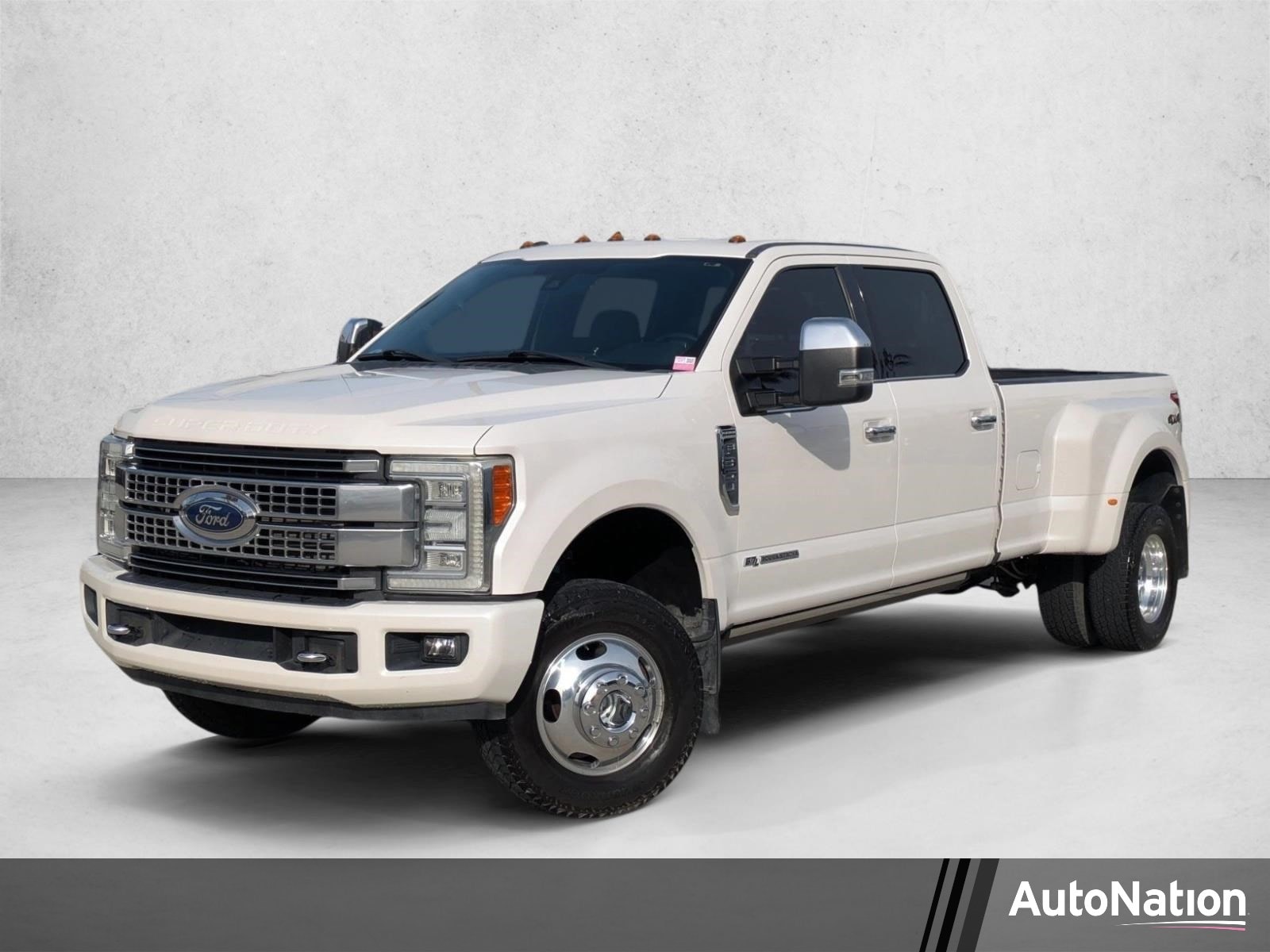 2017 Ford F-350 Platinum 4x4 Crew Cab 8' Box DRW's photo