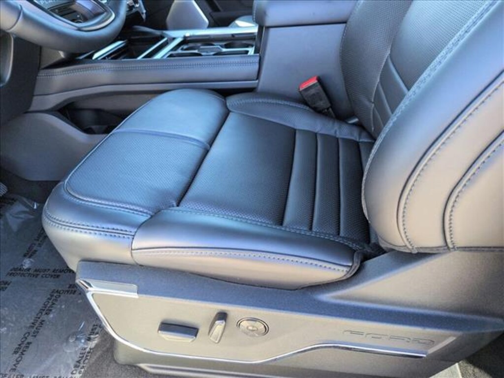 New 2026 Ford F-250 Platinum Truck Crew Cab