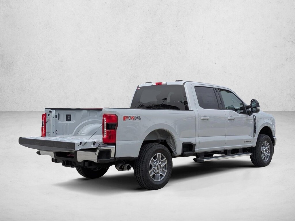 New 2026 Ford F-250 LARIAT Truck Crew Cab
