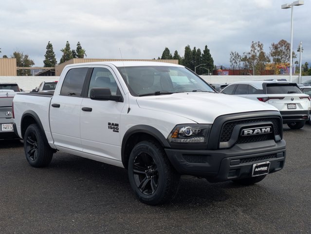 2024 Ram 1500 Classic Warlock photo 3