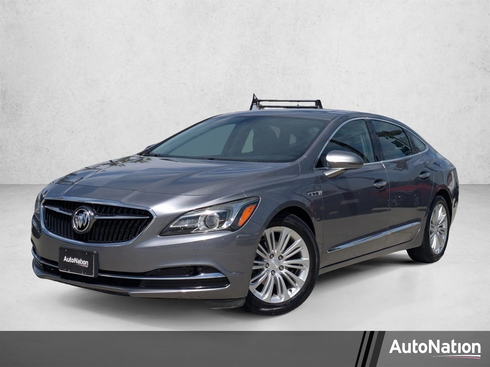 2018 Buick LaCrosse Premium's photo