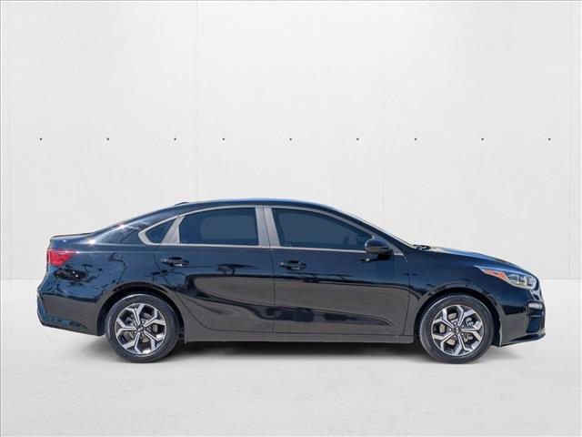 2019 Kia Forte FE LXS photo 4
