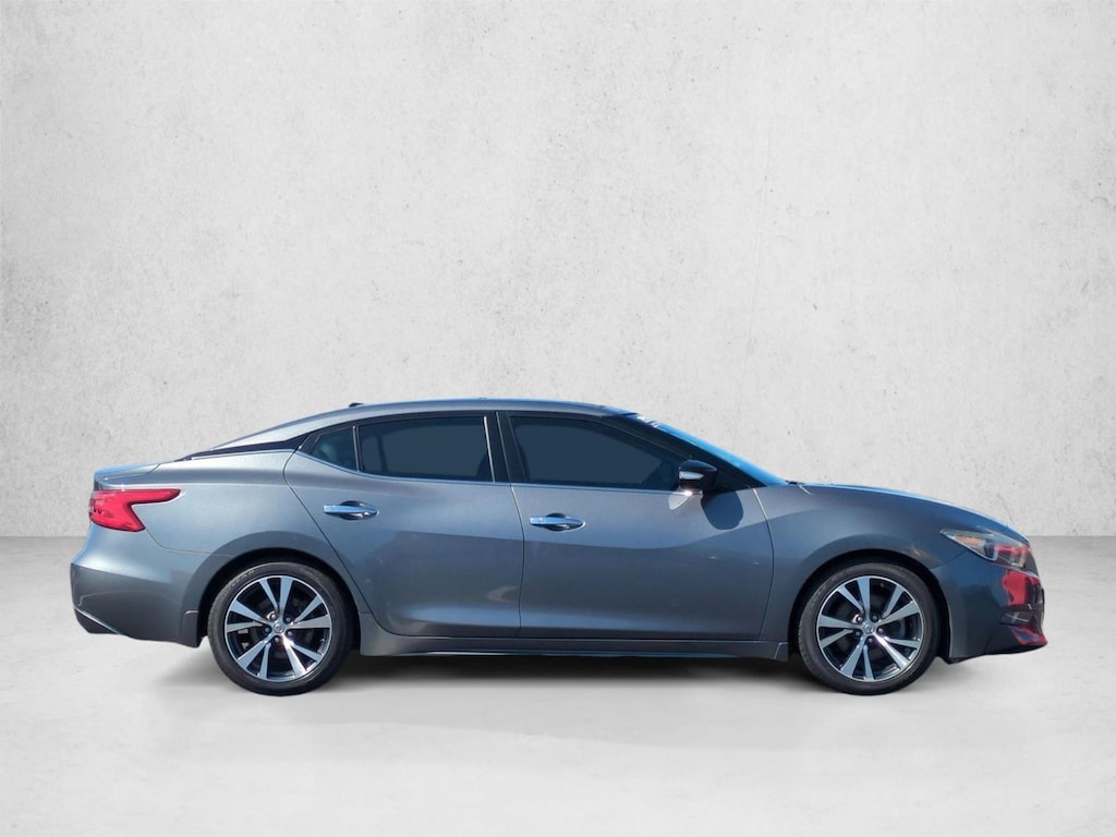 Used 2017 Nissan Maxima SL Sedan