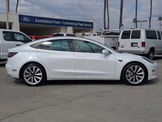 2018 Tesla Model 3 Long Range photo 4