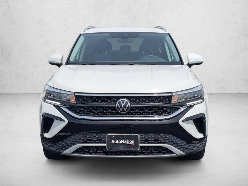 Used 2024 Volkswagen Taos SE SUV