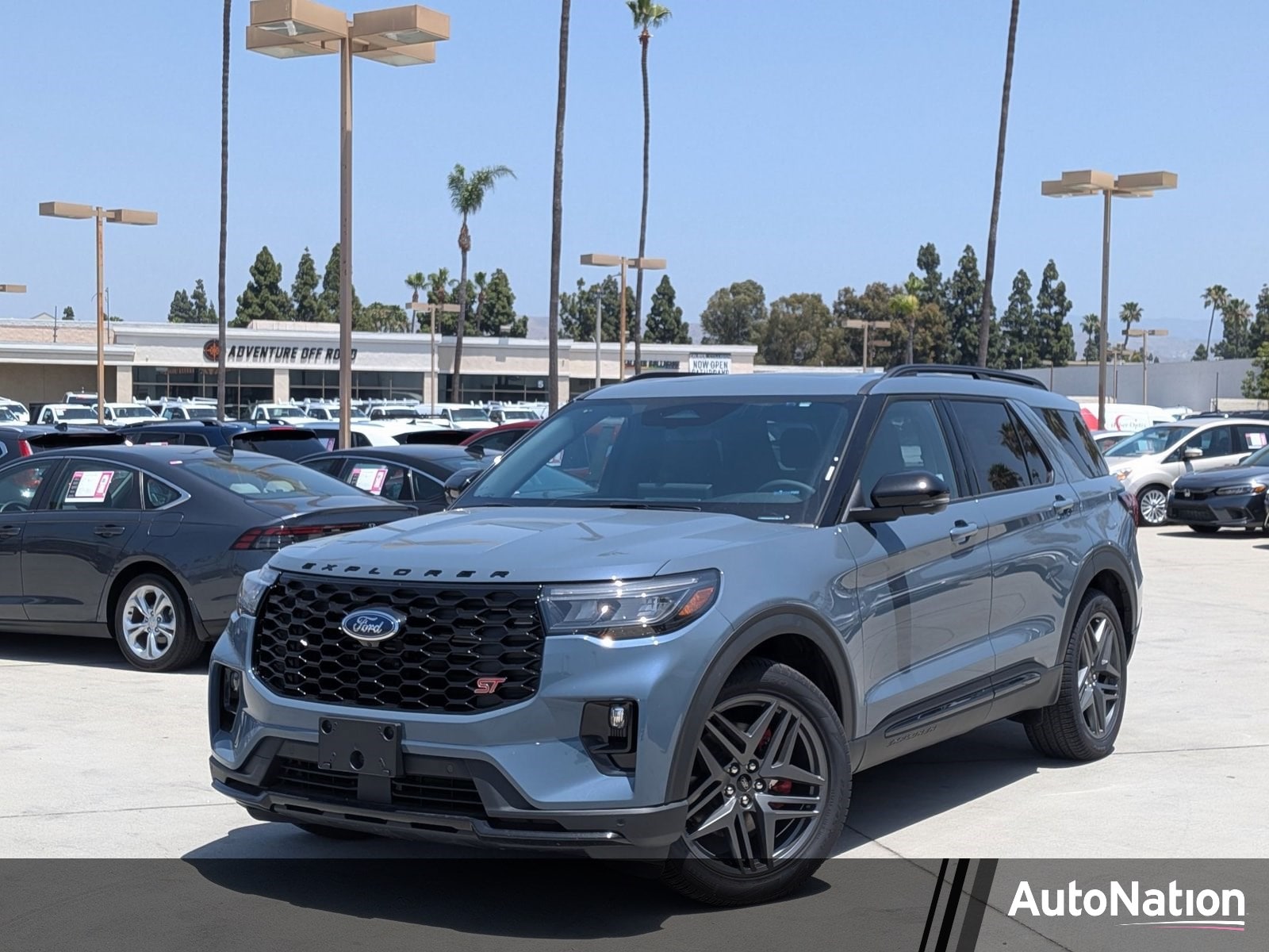 2026 Ford Explorer ST 4WD's photo