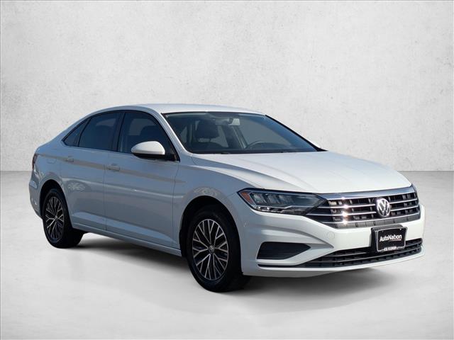 2021 Volkswagen Jetta SE photo 3