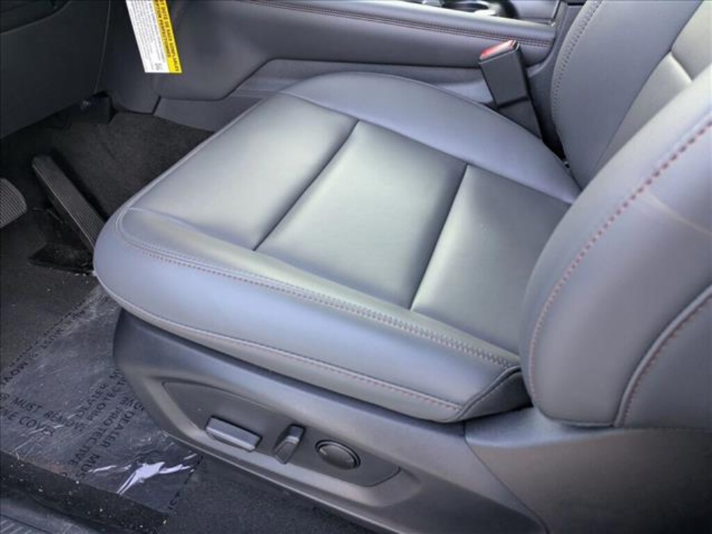 New 2025 Ford Explorer Active SUV