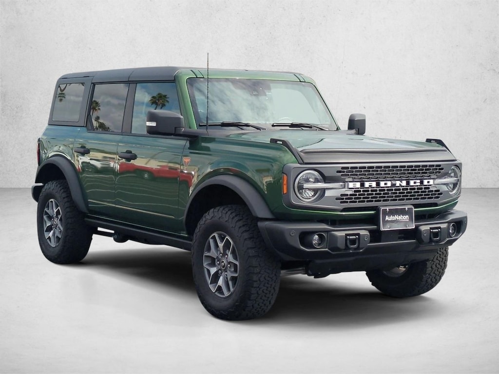 Certified 2025 Ford Bronco Badlands SUV