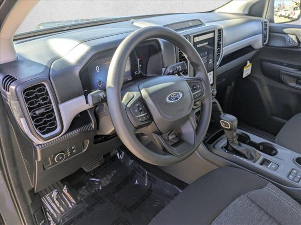 New 2025 Ford Ranger XL Truck SuperCrew