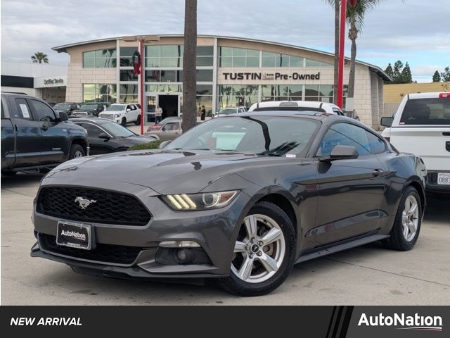 2015 Ford Mustang EcoBoost's photo