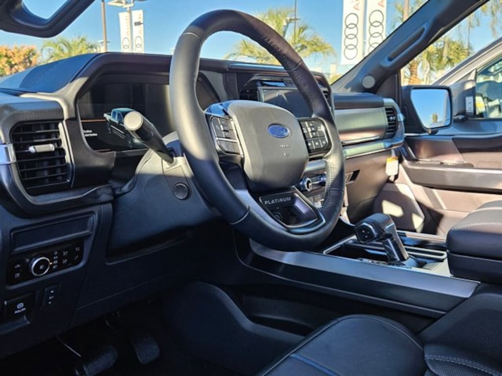 New 2025 Ford F-150 Platinum Truck SuperCrew Cab