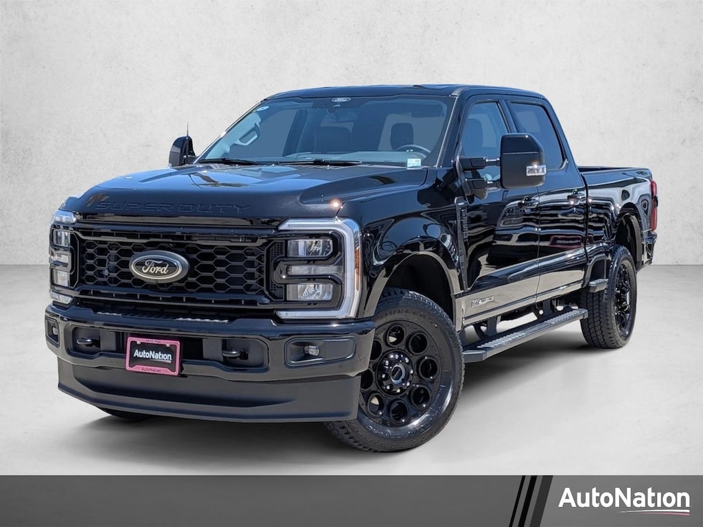 New 2026 Ford F-250 LARIAT Truck Crew Cab