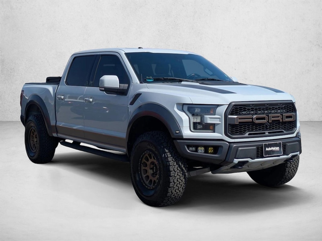 Used 2017 Ford F-150 Raptor Truck SuperCrew Cab