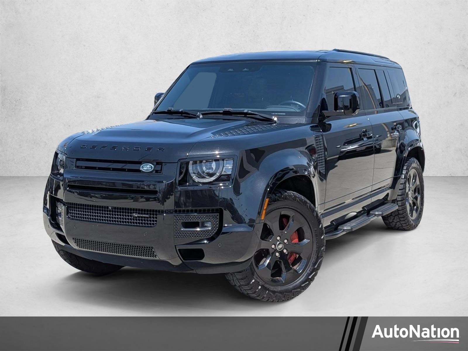 2023 Land Rover Defender X-Dynamic SE's photo
