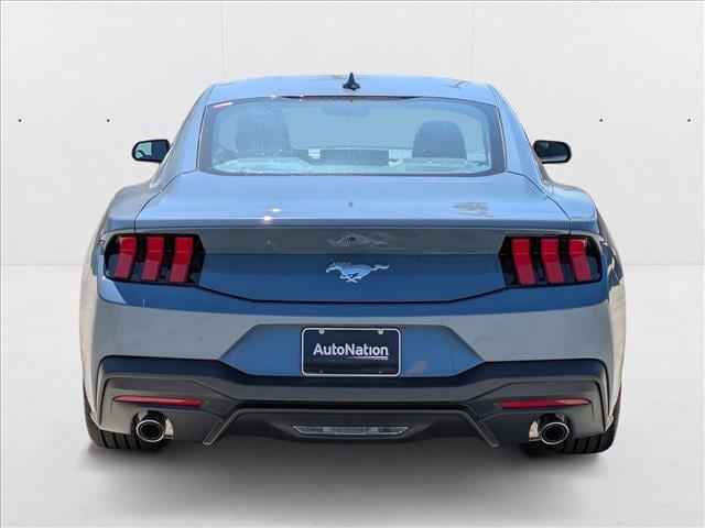 2025 Ford Mustang EcoBoost Fastback - Photo 8