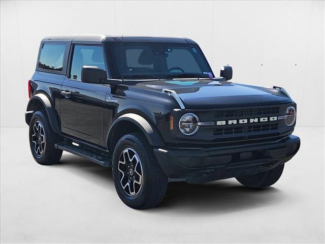 2023 Ford Bronco Base photo 3