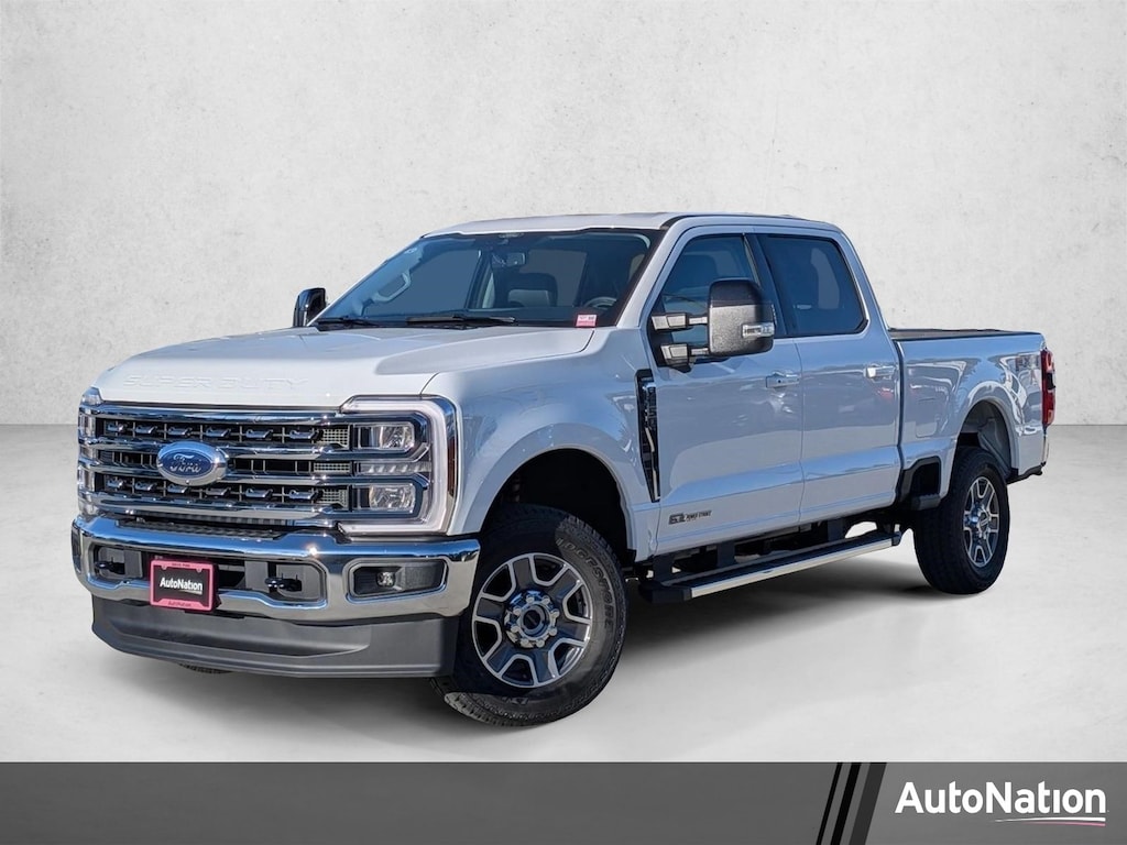 New 2026 Ford F-250 LARIAT Truck Crew Cab