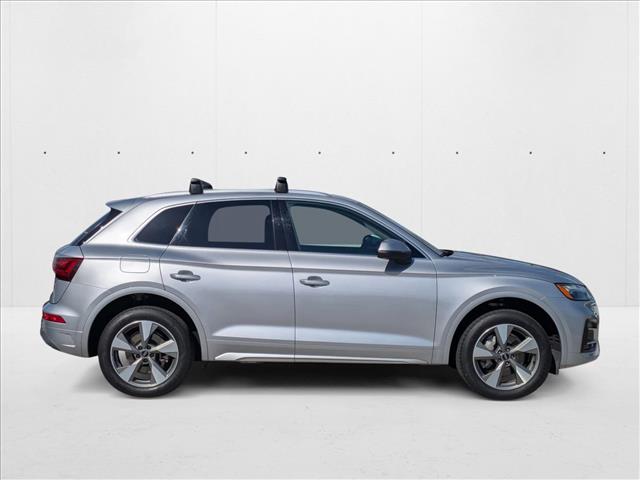 2022 Audi Q5 Premium Plus photo 4