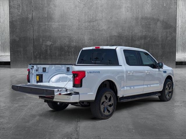 2025 Ford F-150 Lightning Lariat