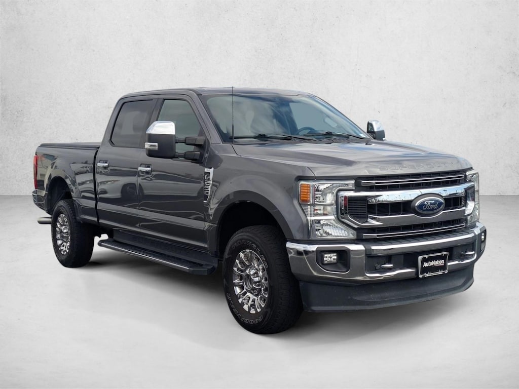 Used 2022 Ford F-250 XLT Truck Crew Cab